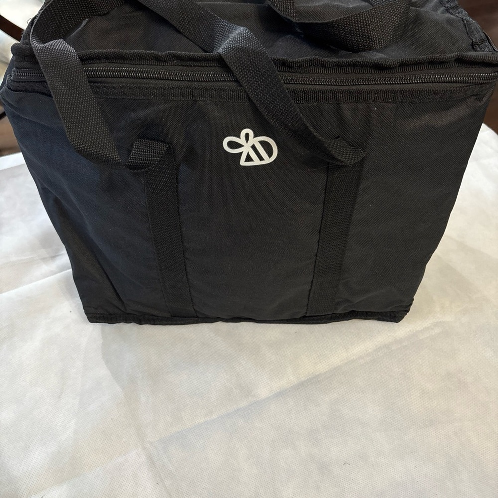 Black Insulated Water Bottle Carrier